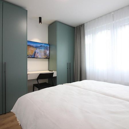 Meeting Point Apartment Сараево Екстериор снимка