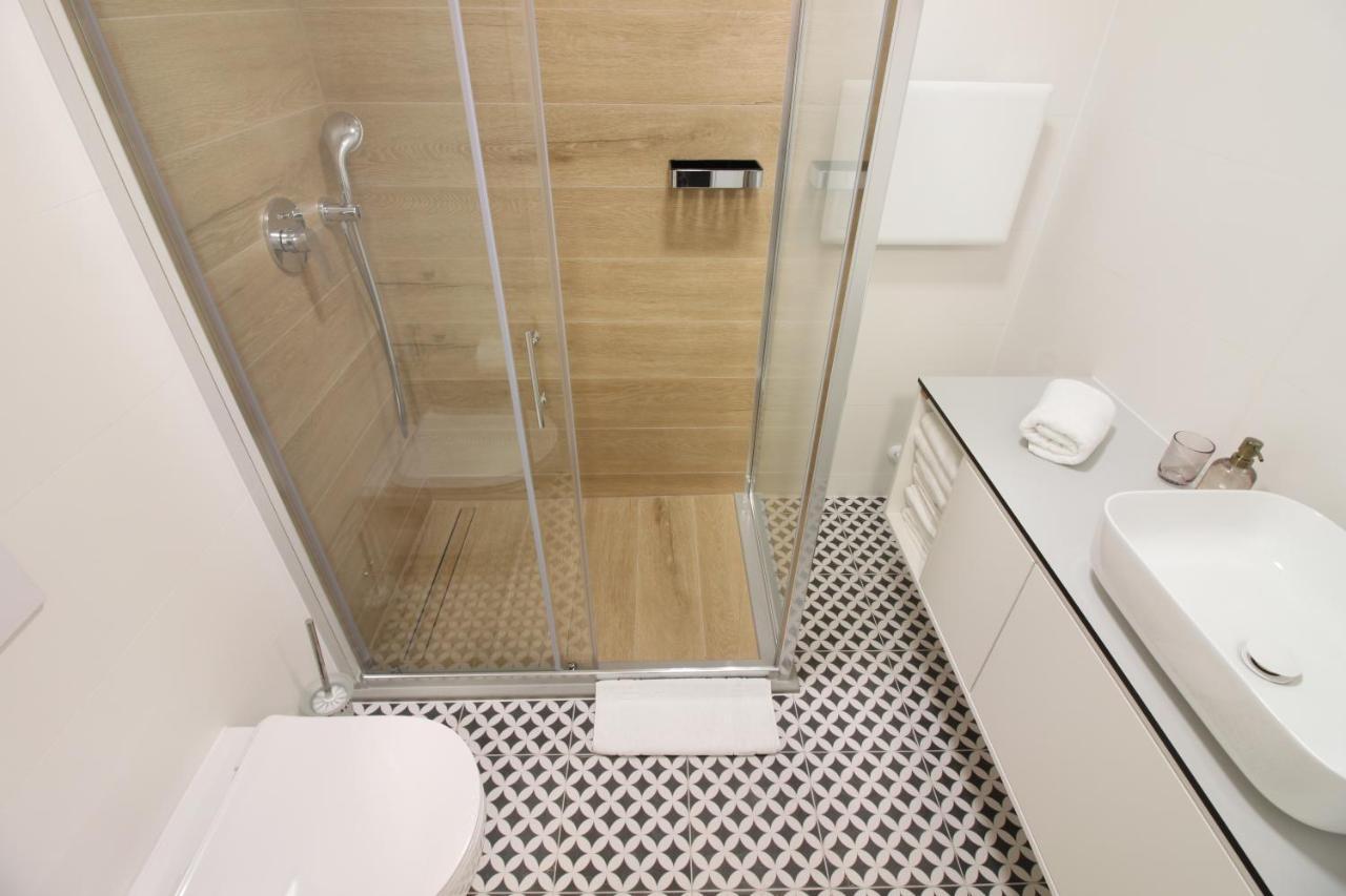 Meeting Point Apartment Сараево Екстериор снимка