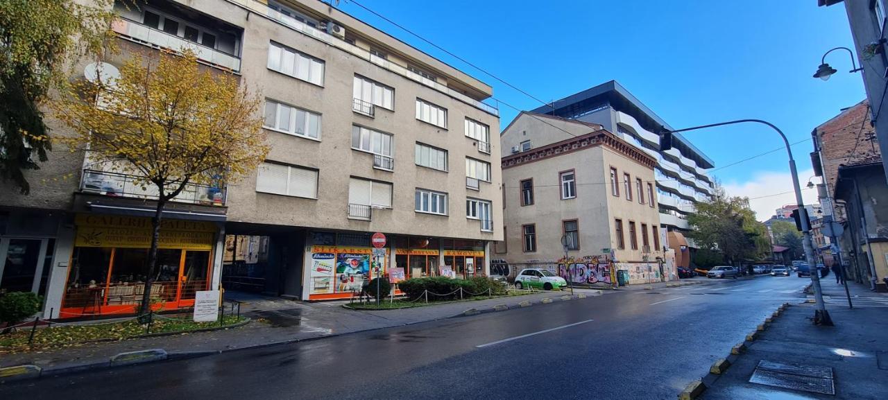Meeting Point Apartment Сараево Екстериор снимка